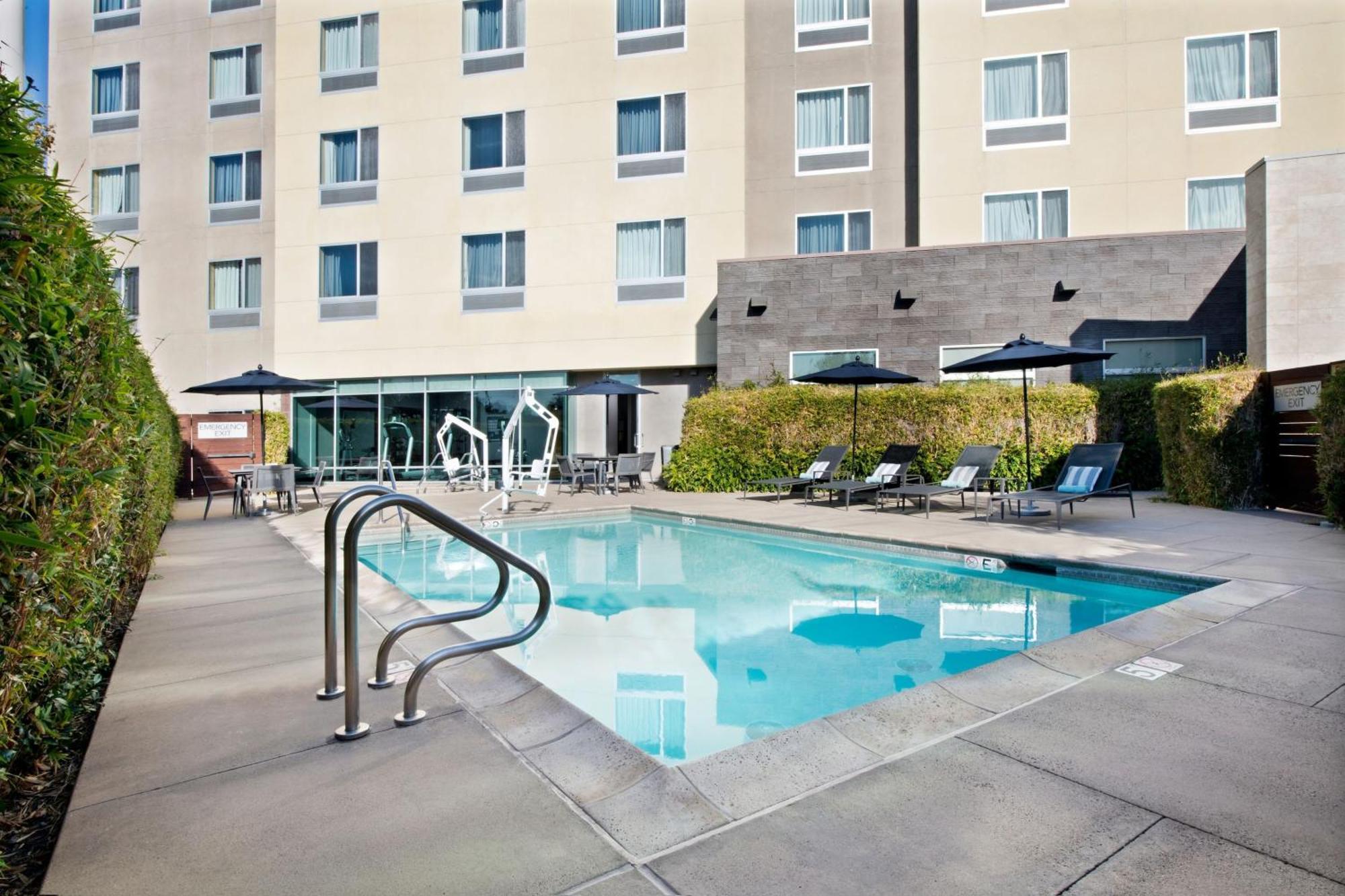Courtyard By Marriott San Jose North/ Silicon Valley Exterior foto